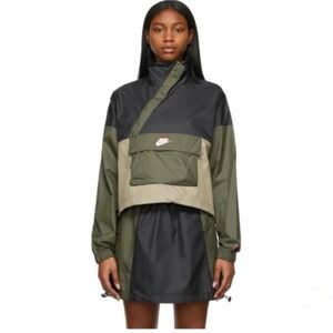 Nike Women's NSW icon Black Olive clash Jacket skirt light weight windbreaker